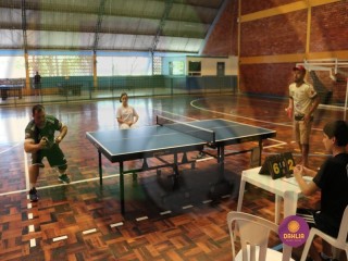 
<a style='margin-left: 5px;' class='btn btn-xs btn-social btn-facebook' href='https://www.facebook.com/sharer/sharer.php?u=https://www.boladovale.com.br/imgs/800-800-90/conteudo/fotos/1417/img3041.jpg' rel='popup' data-width='500' data-height='400'><i class='fa fa-facebook'></i>Compartilhar <span class='hidden-xs'>no Facebook</span>
</a> 
<a class='btn btn-default btn-xs' target='_blank' href='imgs/800-800-90/conteudo/fotos/1417/img3041.jpg'>
<span class='glyphicon glyphicon-cloud-download'></span> Salvar
</a> 
<span></span>