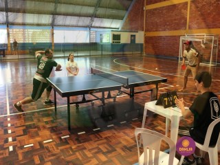 
<a style='margin-left: 5px;' class='btn btn-xs btn-social btn-facebook' href='https://www.facebook.com/sharer/sharer.php?u=https://www.boladovale.com.br/imgs/800-800-90/conteudo/fotos/1417/img3043.jpg' rel='popup' data-width='500' data-height='400'><i class='fa fa-facebook'></i>Compartilhar <span class='hidden-xs'>no Facebook</span>
</a> 
<a class='btn btn-default btn-xs' target='_blank' href='imgs/800-800-90/conteudo/fotos/1417/img3043.jpg'>
<span class='glyphicon glyphicon-cloud-download'></span> Salvar
</a> 
<span></span>