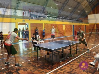 
<a style='margin-left: 5px;' class='btn btn-xs btn-social btn-facebook' href='https://www.facebook.com/sharer/sharer.php?u=https://www.boladovale.com.br/imgs/800-800-90/conteudo/fotos/1417/img3116.jpg' rel='popup' data-width='500' data-height='400'><i class='fa fa-facebook'></i>Compartilhar <span class='hidden-xs'>no Facebook</span>
</a> 
<a class='btn btn-default btn-xs' target='_blank' href='imgs/800-800-90/conteudo/fotos/1417/img3116.jpg'>
<span class='glyphicon glyphicon-cloud-download'></span> Salvar
</a> 
<span></span>
