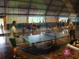 
<a style='margin-left: 5px;' class='btn btn-xs btn-social btn-facebook' href='https://www.facebook.com/sharer/sharer.php?u=https://www.boladovale.com.br/imgs/800-800-90/conteudo/fotos/1417/img3197.jpg' rel='popup' data-width='500' data-height='400'><i class='fa fa-facebook'></i>Compartilhar <span class='hidden-xs'>no Facebook</span>
</a> 
<a class='btn btn-default btn-xs' target='_blank' href='imgs/800-800-90/conteudo/fotos/1417/img3197.jpg'>
<span class='glyphicon glyphicon-cloud-download'></span> Salvar
</a> 
<span></span>