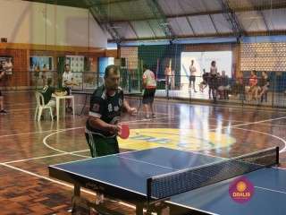 
<a style='margin-left: 5px;' class='btn btn-xs btn-social btn-facebook' href='https://www.facebook.com/sharer/sharer.php?u=https://www.boladovale.com.br/imgs/800-800-90/conteudo/fotos/1417/img3232.jpg' rel='popup' data-width='500' data-height='400'><i class='fa fa-facebook'></i>Compartilhar <span class='hidden-xs'>no Facebook</span>
</a> 
<a class='btn btn-default btn-xs' target='_blank' href='imgs/800-800-90/conteudo/fotos/1417/img3232.jpg'>
<span class='glyphicon glyphicon-cloud-download'></span> Salvar
</a> 
<span></span>