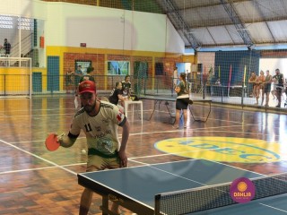 
<a style='margin-left: 5px;' class='btn btn-xs btn-social btn-facebook' href='https://www.facebook.com/sharer/sharer.php?u=https://www.boladovale.com.br/imgs/800-800-90/conteudo/fotos/1417/img6145.jpg' rel='popup' data-width='500' data-height='400'><i class='fa fa-facebook'></i>Compartilhar <span class='hidden-xs'>no Facebook</span>
</a> 
<a class='btn btn-default btn-xs' target='_blank' href='imgs/800-800-90/conteudo/fotos/1417/img6145.jpg'>
<span class='glyphicon glyphicon-cloud-download'></span> Salvar
</a> 
<span></span>