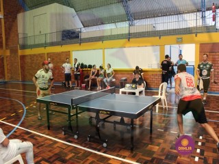 
<a style='margin-left: 5px;' class='btn btn-xs btn-social btn-facebook' href='https://www.facebook.com/sharer/sharer.php?u=https://www.boladovale.com.br/imgs/800-800-90/conteudo/fotos/1417/img6163.jpg' rel='popup' data-width='500' data-height='400'><i class='fa fa-facebook'></i>Compartilhar <span class='hidden-xs'>no Facebook</span>
</a> 
<a class='btn btn-default btn-xs' target='_blank' href='imgs/800-800-90/conteudo/fotos/1417/img6163.jpg'>
<span class='glyphicon glyphicon-cloud-download'></span> Salvar
</a> 
<span></span>