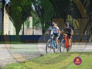 
<a style='margin-left: 5px;' class='btn btn-xs btn-social btn-facebook' href='https://www.facebook.com/sharer/sharer.php?u=https://www.boladovale.com.br/imgs/800-800-90/conteudo/fotos/1418/dsc01496.jpg' rel='popup' data-width='500' data-height='400'><i class='fa fa-facebook'></i>Compartilhar <span class='hidden-xs'>no Facebook</span>
</a> 
<a class='btn btn-default btn-xs' target='_blank' href='imgs/800-800-90/conteudo/fotos/1418/dsc01496.jpg'>
<span class='glyphicon glyphicon-cloud-download'></span> Salvar
</a> 
<span></span>