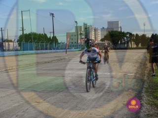 
<a style='margin-left: 5px;' class='btn btn-xs btn-social btn-facebook' href='https://www.facebook.com/sharer/sharer.php?u=https://www.boladovale.com.br/imgs/800-800-90/conteudo/fotos/1418/dsc01539.jpg' rel='popup' data-width='500' data-height='400'><i class='fa fa-facebook'></i>Compartilhar <span class='hidden-xs'>no Facebook</span>
</a> 
<a class='btn btn-default btn-xs' target='_blank' href='imgs/800-800-90/conteudo/fotos/1418/dsc01539.jpg'>
<span class='glyphicon glyphicon-cloud-download'></span> Salvar
</a> 
<span></span>