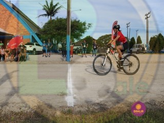 
<a style='margin-left: 5px;' class='btn btn-xs btn-social btn-facebook' href='https://www.facebook.com/sharer/sharer.php?u=https://www.boladovale.com.br/imgs/800-800-90/conteudo/fotos/1418/img3290.jpg' rel='popup' data-width='500' data-height='400'><i class='fa fa-facebook'></i>Compartilhar <span class='hidden-xs'>no Facebook</span>
</a> 
<a class='btn btn-default btn-xs' target='_blank' href='imgs/800-800-90/conteudo/fotos/1418/img3290.jpg'>
<span class='glyphicon glyphicon-cloud-download'></span> Salvar
</a> 
<span></span>