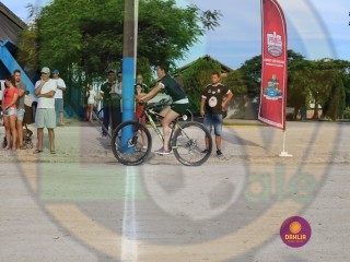 
<a style='margin-left: 5px;' class='btn btn-xs btn-social btn-facebook' href='https://www.facebook.com/sharer/sharer.php?u=https://www.boladovale.com.br/imgs/800-800-90/conteudo/fotos/1418/img3381.jpg' rel='popup' data-width='500' data-height='400'><i class='fa fa-facebook'></i>Compartilhar <span class='hidden-xs'>no Facebook</span>
</a> 
<a class='btn btn-default btn-xs' target='_blank' href='imgs/800-800-90/conteudo/fotos/1418/img3381.jpg'>
<span class='glyphicon glyphicon-cloud-download'></span> Salvar
</a> 
<span></span>