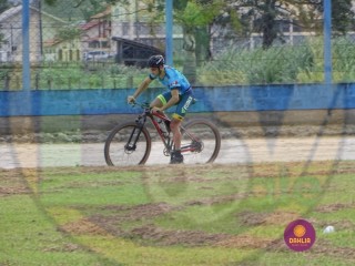 
<a style='margin-left: 5px;' class='btn btn-xs btn-social btn-facebook' href='https://www.facebook.com/sharer/sharer.php?u=https://www.boladovale.com.br/imgs/800-800-90/conteudo/fotos/1419/dsc01608.jpg' rel='popup' data-width='500' data-height='400'><i class='fa fa-facebook'></i>Compartilhar <span class='hidden-xs'>no Facebook</span>
</a> 
<a class='btn btn-default btn-xs' target='_blank' href='imgs/800-800-90/conteudo/fotos/1419/dsc01608.jpg'>
<span class='glyphicon glyphicon-cloud-download'></span> Salvar
</a> 
<span></span>