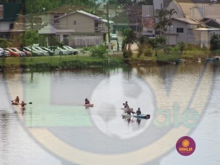 
<a style='margin-left: 5px;' class='btn btn-xs btn-social btn-facebook' href='https://www.facebook.com/sharer/sharer.php?u=https://www.boladovale.com.br/imgs/800-800-90/conteudo/fotos/1420/img6311.jpg' rel='popup' data-width='500' data-height='400'><i class='fa fa-facebook'></i>Compartilhar <span class='hidden-xs'>no Facebook</span>
</a> 
<a class='btn btn-default btn-xs' target='_blank' href='imgs/800-800-90/conteudo/fotos/1420/img6311.jpg'>
<span class='glyphicon glyphicon-cloud-download'></span> Salvar
</a> 
<span></span>