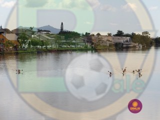 
<a style='margin-left: 5px;' class='btn btn-xs btn-social btn-facebook' href='https://www.facebook.com/sharer/sharer.php?u=https://www.boladovale.com.br/imgs/800-800-90/conteudo/fotos/1420/img6330.jpg' rel='popup' data-width='500' data-height='400'><i class='fa fa-facebook'></i>Compartilhar <span class='hidden-xs'>no Facebook</span>
</a> 
<a class='btn btn-default btn-xs' target='_blank' href='imgs/800-800-90/conteudo/fotos/1420/img6330.jpg'>
<span class='glyphicon glyphicon-cloud-download'></span> Salvar
</a> 
<span></span>