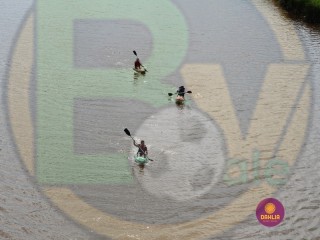 
<a style='margin-left: 5px;' class='btn btn-xs btn-social btn-facebook' href='https://www.facebook.com/sharer/sharer.php?u=https://www.boladovale.com.br/imgs/800-800-90/conteudo/fotos/1420/img6351.jpg' rel='popup' data-width='500' data-height='400'><i class='fa fa-facebook'></i>Compartilhar <span class='hidden-xs'>no Facebook</span>
</a> 
<a class='btn btn-default btn-xs' target='_blank' href='imgs/800-800-90/conteudo/fotos/1420/img6351.jpg'>
<span class='glyphicon glyphicon-cloud-download'></span> Salvar
</a> 
<span></span>