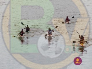 
<a style='margin-left: 5px;' class='btn btn-xs btn-social btn-facebook' href='https://www.facebook.com/sharer/sharer.php?u=https://www.boladovale.com.br/imgs/800-800-90/conteudo/fotos/1421/img6432.jpg' rel='popup' data-width='500' data-height='400'><i class='fa fa-facebook'></i>Compartilhar <span class='hidden-xs'>no Facebook</span>
</a> 
<a class='btn btn-default btn-xs' target='_blank' href='imgs/800-800-90/conteudo/fotos/1421/img6432.jpg'>
<span class='glyphicon glyphicon-cloud-download'></span> Salvar
</a> 
<span></span>