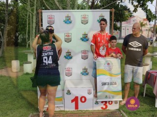 
<a style='margin-left: 5px;' class='btn btn-xs btn-social btn-facebook' href='https://www.facebook.com/sharer/sharer.php?u=https://www.boladovale.com.br/imgs/800-800-90/conteudo/fotos/1421/img6496-4.jpg' rel='popup' data-width='500' data-height='400'><i class='fa fa-facebook'></i>Compartilhar <span class='hidden-xs'>no Facebook</span>
</a> 
<a class='btn btn-default btn-xs' target='_blank' href='imgs/800-800-90/conteudo/fotos/1421/img6496-4.jpg'>
<span class='glyphicon glyphicon-cloud-download'></span> Salvar
</a> 
<span></span>