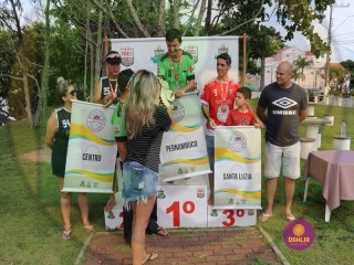 
<a style='margin-left: 5px;' class='btn btn-xs btn-social btn-facebook' href='https://www.facebook.com/sharer/sharer.php?u=https://www.boladovale.com.br/imgs/800-800-90/conteudo/fotos/1421/img6496-8.jpg' rel='popup' data-width='500' data-height='400'><i class='fa fa-facebook'></i>Compartilhar <span class='hidden-xs'>no Facebook</span>
</a> 
<a class='btn btn-default btn-xs' target='_blank' href='imgs/800-800-90/conteudo/fotos/1421/img6496-8.jpg'>
<span class='glyphicon glyphicon-cloud-download'></span> Salvar
</a> 
<span></span>
