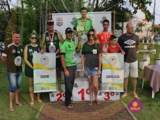 
<a style='margin-left: 5px;' class='btn btn-xs btn-social btn-facebook' href='https://www.facebook.com/sharer/sharer.php?u=https://www.boladovale.com.br/imgs/800-800-90/conteudo/fotos/1421/img6496-9.jpg' rel='popup' data-width='500' data-height='400'><i class='fa fa-facebook'></i>Compartilhar <span class='hidden-xs'>no Facebook</span>
</a> 
<a class='btn btn-default btn-xs' target='_blank' href='imgs/800-800-90/conteudo/fotos/1421/img6496-9.jpg'>
<span class='glyphicon glyphicon-cloud-download'></span> Salvar
</a> 
<span></span>