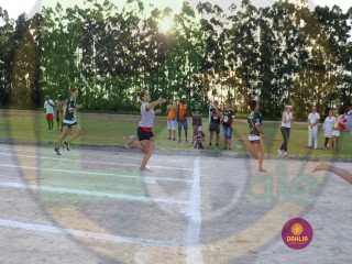
<a style='margin-left: 5px;' class='btn btn-xs btn-social btn-facebook' href='https://www.facebook.com/sharer/sharer.php?u=https://www.boladovale.com.br/imgs/800-800-90/conteudo/fotos/1422/img7306.jpg' rel='popup' data-width='500' data-height='400'><i class='fa fa-facebook'></i>Compartilhar <span class='hidden-xs'>no Facebook</span>
</a> 
<a class='btn btn-default btn-xs' target='_blank' href='imgs/800-800-90/conteudo/fotos/1422/img7306.jpg'>
<span class='glyphicon glyphicon-cloud-download'></span> Salvar
</a> 
<span></span>