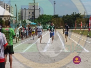 
<a style='margin-left: 5px;' class='btn btn-xs btn-social btn-facebook' href='https://www.facebook.com/sharer/sharer.php?u=https://www.boladovale.com.br/imgs/800-800-90/conteudo/fotos/1423/img0087.jpg' rel='popup' data-width='500' data-height='400'><i class='fa fa-facebook'></i>Compartilhar <span class='hidden-xs'>no Facebook</span>
</a> 
<a class='btn btn-default btn-xs' target='_blank' href='imgs/800-800-90/conteudo/fotos/1423/img0087.jpg'>
<span class='glyphicon glyphicon-cloud-download'></span> Salvar
</a> 
<span></span>