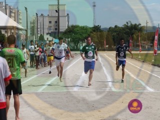 
<a style='margin-left: 5px;' class='btn btn-xs btn-social btn-facebook' href='https://www.facebook.com/sharer/sharer.php?u=https://www.boladovale.com.br/imgs/800-800-90/conteudo/fotos/1423/img0089.jpg' rel='popup' data-width='500' data-height='400'><i class='fa fa-facebook'></i>Compartilhar <span class='hidden-xs'>no Facebook</span>
</a> 
<a class='btn btn-default btn-xs' target='_blank' href='imgs/800-800-90/conteudo/fotos/1423/img0089.jpg'>
<span class='glyphicon glyphicon-cloud-download'></span> Salvar
</a> 
<span></span>