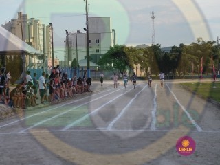 
<a style='margin-left: 5px;' class='btn btn-xs btn-social btn-facebook' href='https://www.facebook.com/sharer/sharer.php?u=https://www.boladovale.com.br/imgs/800-800-90/conteudo/fotos/1423/img0125.jpg' rel='popup' data-width='500' data-height='400'><i class='fa fa-facebook'></i>Compartilhar <span class='hidden-xs'>no Facebook</span>
</a> 
<a class='btn btn-default btn-xs' target='_blank' href='imgs/800-800-90/conteudo/fotos/1423/img0125.jpg'>
<span class='glyphicon glyphicon-cloud-download'></span> Salvar
</a> 
<span></span>