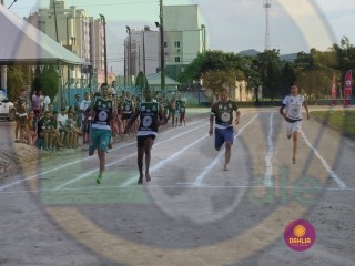 
<a style='margin-left: 5px;' class='btn btn-xs btn-social btn-facebook' href='https://www.facebook.com/sharer/sharer.php?u=https://www.boladovale.com.br/imgs/800-800-90/conteudo/fotos/1423/img0145.jpg' rel='popup' data-width='500' data-height='400'><i class='fa fa-facebook'></i>Compartilhar <span class='hidden-xs'>no Facebook</span>
</a> 
<a class='btn btn-default btn-xs' target='_blank' href='imgs/800-800-90/conteudo/fotos/1423/img0145.jpg'>
<span class='glyphicon glyphicon-cloud-download'></span> Salvar
</a> 
<span></span>
