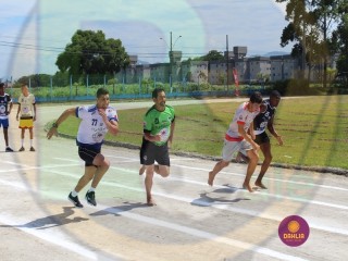 
<a style='margin-left: 5px;' class='btn btn-xs btn-social btn-facebook' href='https://www.facebook.com/sharer/sharer.php?u=https://www.boladovale.com.br/imgs/800-800-90/conteudo/fotos/1423/img6541.jpg' rel='popup' data-width='500' data-height='400'><i class='fa fa-facebook'></i>Compartilhar <span class='hidden-xs'>no Facebook</span>
</a> 
<a class='btn btn-default btn-xs' target='_blank' href='imgs/800-800-90/conteudo/fotos/1423/img6541.jpg'>
<span class='glyphicon glyphicon-cloud-download'></span> Salvar
</a> 
<span></span>
