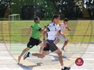 
<a style='margin-left: 5px;' class='btn btn-xs btn-social btn-facebook' href='https://www.facebook.com/sharer/sharer.php?u=https://www.boladovale.com.br/imgs/800-800-90/conteudo/fotos/1423/img6544.jpg' rel='popup' data-width='500' data-height='400'><i class='fa fa-facebook'></i>Compartilhar <span class='hidden-xs'>no Facebook</span>
</a> 
<a class='btn btn-default btn-xs' target='_blank' href='imgs/800-800-90/conteudo/fotos/1423/img6544.jpg'>
<span class='glyphicon glyphicon-cloud-download'></span> Salvar
</a> 
<span></span>