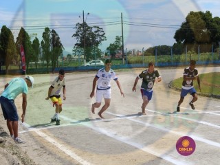 
<a style='margin-left: 5px;' class='btn btn-xs btn-social btn-facebook' href='https://www.facebook.com/sharer/sharer.php?u=https://www.boladovale.com.br/imgs/800-800-90/conteudo/fotos/1423/img6551.jpg' rel='popup' data-width='500' data-height='400'><i class='fa fa-facebook'></i>Compartilhar <span class='hidden-xs'>no Facebook</span>
</a> 
<a class='btn btn-default btn-xs' target='_blank' href='imgs/800-800-90/conteudo/fotos/1423/img6551.jpg'>
<span class='glyphicon glyphicon-cloud-download'></span> Salvar
</a> 
<span></span>