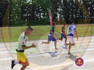 
<a style='margin-left: 5px;' class='btn btn-xs btn-social btn-facebook' href='https://www.facebook.com/sharer/sharer.php?u=https://www.boladovale.com.br/imgs/800-800-90/conteudo/fotos/1423/img6558.jpg' rel='popup' data-width='500' data-height='400'><i class='fa fa-facebook'></i>Compartilhar <span class='hidden-xs'>no Facebook</span>
</a> 
<a class='btn btn-default btn-xs' target='_blank' href='imgs/800-800-90/conteudo/fotos/1423/img6558.jpg'>
<span class='glyphicon glyphicon-cloud-download'></span> Salvar
</a> 
<span></span>