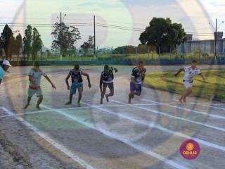 
<a style='margin-left: 5px;' class='btn btn-xs btn-social btn-facebook' href='https://www.facebook.com/sharer/sharer.php?u=https://www.boladovale.com.br/imgs/800-800-90/conteudo/fotos/1423/img7209.jpg' rel='popup' data-width='500' data-height='400'><i class='fa fa-facebook'></i>Compartilhar <span class='hidden-xs'>no Facebook</span>
</a> 
<a class='btn btn-default btn-xs' target='_blank' href='imgs/800-800-90/conteudo/fotos/1423/img7209.jpg'>
<span class='glyphicon glyphicon-cloud-download'></span> Salvar
</a> 
<span></span>