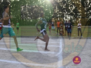 
<a style='margin-left: 5px;' class='btn btn-xs btn-social btn-facebook' href='https://www.facebook.com/sharer/sharer.php?u=https://www.boladovale.com.br/imgs/800-800-90/conteudo/fotos/1423/img7311.jpg' rel='popup' data-width='500' data-height='400'><i class='fa fa-facebook'></i>Compartilhar <span class='hidden-xs'>no Facebook</span>
</a> 
<a class='btn btn-default btn-xs' target='_blank' href='imgs/800-800-90/conteudo/fotos/1423/img7311.jpg'>
<span class='glyphicon glyphicon-cloud-download'></span> Salvar
</a> 
<span></span>