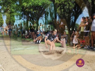 
<a style='margin-left: 5px;' class='btn btn-xs btn-social btn-facebook' href='https://www.facebook.com/sharer/sharer.php?u=https://www.boladovale.com.br/imgs/800-800-90/conteudo/fotos/1424/img4021.jpg' rel='popup' data-width='500' data-height='400'><i class='fa fa-facebook'></i>Compartilhar <span class='hidden-xs'>no Facebook</span>
</a> 
<a class='btn btn-default btn-xs' target='_blank' href='imgs/800-800-90/conteudo/fotos/1424/img4021.jpg'>
<span class='glyphicon glyphicon-cloud-download'></span> Salvar
</a> 
<span></span>