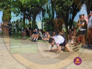 
<a style='margin-left: 5px;' class='btn btn-xs btn-social btn-facebook' href='https://www.facebook.com/sharer/sharer.php?u=https://www.boladovale.com.br/imgs/800-800-90/conteudo/fotos/1424/img4045.jpg' rel='popup' data-width='500' data-height='400'><i class='fa fa-facebook'></i>Compartilhar <span class='hidden-xs'>no Facebook</span>
</a> 
<a class='btn btn-default btn-xs' target='_blank' href='imgs/800-800-90/conteudo/fotos/1424/img4045.jpg'>
<span class='glyphicon glyphicon-cloud-download'></span> Salvar
</a> 
<span></span>