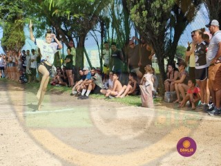 
<a style='margin-left: 5px;' class='btn btn-xs btn-social btn-facebook' href='https://www.facebook.com/sharer/sharer.php?u=https://www.boladovale.com.br/imgs/800-800-90/conteudo/fotos/1424/img4048.jpg' rel='popup' data-width='500' data-height='400'><i class='fa fa-facebook'></i>Compartilhar <span class='hidden-xs'>no Facebook</span>
</a> 
<a class='btn btn-default btn-xs' target='_blank' href='imgs/800-800-90/conteudo/fotos/1424/img4048.jpg'>
<span class='glyphicon glyphicon-cloud-download'></span> Salvar
</a> 
<span></span>