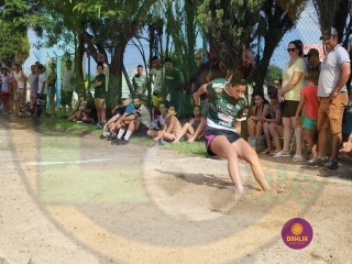 
<a style='margin-left: 5px;' class='btn btn-xs btn-social btn-facebook' href='https://www.facebook.com/sharer/sharer.php?u=https://www.boladovale.com.br/imgs/800-800-90/conteudo/fotos/1424/img4060.jpg' rel='popup' data-width='500' data-height='400'><i class='fa fa-facebook'></i>Compartilhar <span class='hidden-xs'>no Facebook</span>
</a> 
<a class='btn btn-default btn-xs' target='_blank' href='imgs/800-800-90/conteudo/fotos/1424/img4060.jpg'>
<span class='glyphicon glyphicon-cloud-download'></span> Salvar
</a> 
<span></span>