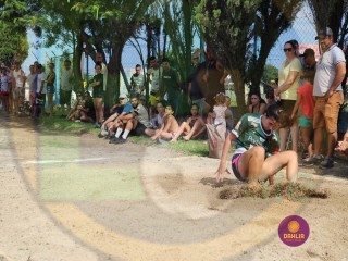 
<a style='margin-left: 5px;' class='btn btn-xs btn-social btn-facebook' href='https://www.facebook.com/sharer/sharer.php?u=https://www.boladovale.com.br/imgs/800-800-90/conteudo/fotos/1424/img4061.jpg' rel='popup' data-width='500' data-height='400'><i class='fa fa-facebook'></i>Compartilhar <span class='hidden-xs'>no Facebook</span>
</a> 
<a class='btn btn-default btn-xs' target='_blank' href='imgs/800-800-90/conteudo/fotos/1424/img4061.jpg'>
<span class='glyphicon glyphicon-cloud-download'></span> Salvar
</a> 
<span></span>