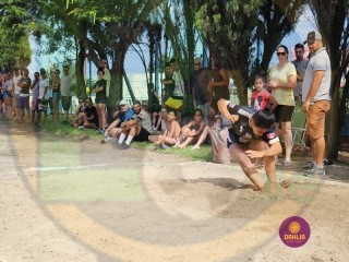 
<a style='margin-left: 5px;' class='btn btn-xs btn-social btn-facebook' href='https://www.facebook.com/sharer/sharer.php?u=https://www.boladovale.com.br/imgs/800-800-90/conteudo/fotos/1424/img4067.jpg' rel='popup' data-width='500' data-height='400'><i class='fa fa-facebook'></i>Compartilhar <span class='hidden-xs'>no Facebook</span>
</a> 
<a class='btn btn-default btn-xs' target='_blank' href='imgs/800-800-90/conteudo/fotos/1424/img4067.jpg'>
<span class='glyphicon glyphicon-cloud-download'></span> Salvar
</a> 
<span></span>