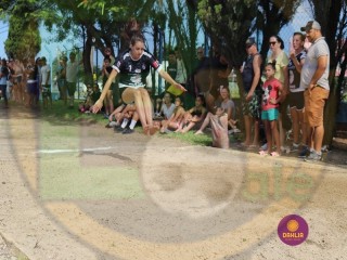 
<a style='margin-left: 5px;' class='btn btn-xs btn-social btn-facebook' href='https://www.facebook.com/sharer/sharer.php?u=https://www.boladovale.com.br/imgs/800-800-90/conteudo/fotos/1424/img4074.jpg' rel='popup' data-width='500' data-height='400'><i class='fa fa-facebook'></i>Compartilhar <span class='hidden-xs'>no Facebook</span>
</a> 
<a class='btn btn-default btn-xs' target='_blank' href='imgs/800-800-90/conteudo/fotos/1424/img4074.jpg'>
<span class='glyphicon glyphicon-cloud-download'></span> Salvar
</a> 
<span></span>