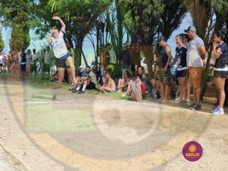 
<a style='margin-left: 5px;' class='btn btn-xs btn-social btn-facebook' href='https://www.facebook.com/sharer/sharer.php?u=https://www.boladovale.com.br/imgs/800-800-90/conteudo/fotos/1424/img4094.jpg' rel='popup' data-width='500' data-height='400'><i class='fa fa-facebook'></i>Compartilhar <span class='hidden-xs'>no Facebook</span>
</a> 
<a class='btn btn-default btn-xs' target='_blank' href='imgs/800-800-90/conteudo/fotos/1424/img4094.jpg'>
<span class='glyphicon glyphicon-cloud-download'></span> Salvar
</a> 
<span></span>