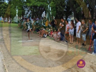 
<a style='margin-left: 5px;' class='btn btn-xs btn-social btn-facebook' href='https://www.facebook.com/sharer/sharer.php?u=https://www.boladovale.com.br/imgs/800-800-90/conteudo/fotos/1425/img3822.jpg' rel='popup' data-width='500' data-height='400'><i class='fa fa-facebook'></i>Compartilhar <span class='hidden-xs'>no Facebook</span>
</a> 
<a class='btn btn-default btn-xs' target='_blank' href='imgs/800-800-90/conteudo/fotos/1425/img3822.jpg'>
<span class='glyphicon glyphicon-cloud-download'></span> Salvar
</a> 
<span></span>