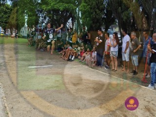 
<a style='margin-left: 5px;' class='btn btn-xs btn-social btn-facebook' href='https://www.facebook.com/sharer/sharer.php?u=https://www.boladovale.com.br/imgs/800-800-90/conteudo/fotos/1425/img3823.jpg' rel='popup' data-width='500' data-height='400'><i class='fa fa-facebook'></i>Compartilhar <span class='hidden-xs'>no Facebook</span>
</a> 
<a class='btn btn-default btn-xs' target='_blank' href='imgs/800-800-90/conteudo/fotos/1425/img3823.jpg'>
<span class='glyphicon glyphicon-cloud-download'></span> Salvar
</a> 
<span></span>