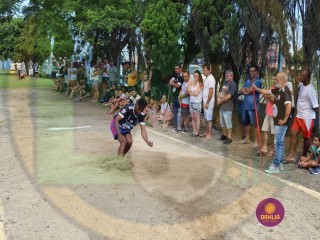 
<a style='margin-left: 5px;' class='btn btn-xs btn-social btn-facebook' href='https://www.facebook.com/sharer/sharer.php?u=https://www.boladovale.com.br/imgs/800-800-90/conteudo/fotos/1425/img3837.jpg' rel='popup' data-width='500' data-height='400'><i class='fa fa-facebook'></i>Compartilhar <span class='hidden-xs'>no Facebook</span>
</a> 
<a class='btn btn-default btn-xs' target='_blank' href='imgs/800-800-90/conteudo/fotos/1425/img3837.jpg'>
<span class='glyphicon glyphicon-cloud-download'></span> Salvar
</a> 
<span></span>