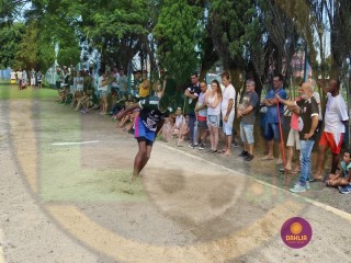 
<a style='margin-left: 5px;' class='btn btn-xs btn-social btn-facebook' href='https://www.facebook.com/sharer/sharer.php?u=https://www.boladovale.com.br/imgs/800-800-90/conteudo/fotos/1425/img3838.jpg' rel='popup' data-width='500' data-height='400'><i class='fa fa-facebook'></i>Compartilhar <span class='hidden-xs'>no Facebook</span>
</a> 
<a class='btn btn-default btn-xs' target='_blank' href='imgs/800-800-90/conteudo/fotos/1425/img3838.jpg'>
<span class='glyphicon glyphicon-cloud-download'></span> Salvar
</a> 
<span></span>