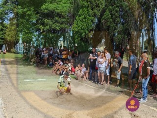 
<a style='margin-left: 5px;' class='btn btn-xs btn-social btn-facebook' href='https://www.facebook.com/sharer/sharer.php?u=https://www.boladovale.com.br/imgs/800-800-90/conteudo/fotos/1425/img3849.jpg' rel='popup' data-width='500' data-height='400'><i class='fa fa-facebook'></i>Compartilhar <span class='hidden-xs'>no Facebook</span>
</a> 
<a class='btn btn-default btn-xs' target='_blank' href='imgs/800-800-90/conteudo/fotos/1425/img3849.jpg'>
<span class='glyphicon glyphicon-cloud-download'></span> Salvar
</a> 
<span></span>