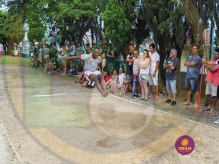 
<a style='margin-left: 5px;' class='btn btn-xs btn-social btn-facebook' href='https://www.facebook.com/sharer/sharer.php?u=https://www.boladovale.com.br/imgs/800-800-90/conteudo/fotos/1425/img3858.jpg' rel='popup' data-width='500' data-height='400'><i class='fa fa-facebook'></i>Compartilhar <span class='hidden-xs'>no Facebook</span>
</a> 
<a class='btn btn-default btn-xs' target='_blank' href='imgs/800-800-90/conteudo/fotos/1425/img3858.jpg'>
<span class='glyphicon glyphicon-cloud-download'></span> Salvar
</a> 
<span></span>