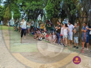 
<a style='margin-left: 5px;' class='btn btn-xs btn-social btn-facebook' href='https://www.facebook.com/sharer/sharer.php?u=https://www.boladovale.com.br/imgs/800-800-90/conteudo/fotos/1425/img3869.jpg' rel='popup' data-width='500' data-height='400'><i class='fa fa-facebook'></i>Compartilhar <span class='hidden-xs'>no Facebook</span>
</a> 
<a class='btn btn-default btn-xs' target='_blank' href='imgs/800-800-90/conteudo/fotos/1425/img3869.jpg'>
<span class='glyphicon glyphicon-cloud-download'></span> Salvar
</a> 
<span></span>