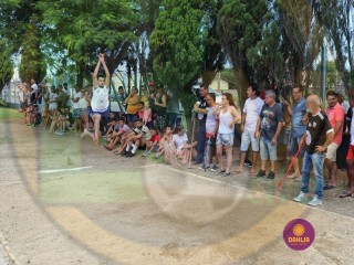 
<a style='margin-left: 5px;' class='btn btn-xs btn-social btn-facebook' href='https://www.facebook.com/sharer/sharer.php?u=https://www.boladovale.com.br/imgs/800-800-90/conteudo/fotos/1425/img3875.jpg' rel='popup' data-width='500' data-height='400'><i class='fa fa-facebook'></i>Compartilhar <span class='hidden-xs'>no Facebook</span>
</a> 
<a class='btn btn-default btn-xs' target='_blank' href='imgs/800-800-90/conteudo/fotos/1425/img3875.jpg'>
<span class='glyphicon glyphicon-cloud-download'></span> Salvar
</a> 
<span></span>