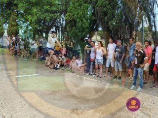 
<a style='margin-left: 5px;' class='btn btn-xs btn-social btn-facebook' href='https://www.facebook.com/sharer/sharer.php?u=https://www.boladovale.com.br/imgs/800-800-90/conteudo/fotos/1425/img3876.jpg' rel='popup' data-width='500' data-height='400'><i class='fa fa-facebook'></i>Compartilhar <span class='hidden-xs'>no Facebook</span>
</a> 
<a class='btn btn-default btn-xs' target='_blank' href='imgs/800-800-90/conteudo/fotos/1425/img3876.jpg'>
<span class='glyphicon glyphicon-cloud-download'></span> Salvar
</a> 
<span></span>