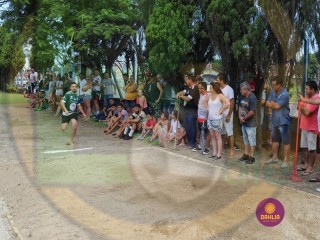 
<a style='margin-left: 5px;' class='btn btn-xs btn-social btn-facebook' href='https://www.facebook.com/sharer/sharer.php?u=https://www.boladovale.com.br/imgs/800-800-90/conteudo/fotos/1425/img3880.jpg' rel='popup' data-width='500' data-height='400'><i class='fa fa-facebook'></i>Compartilhar <span class='hidden-xs'>no Facebook</span>
</a> 
<a class='btn btn-default btn-xs' target='_blank' href='imgs/800-800-90/conteudo/fotos/1425/img3880.jpg'>
<span class='glyphicon glyphicon-cloud-download'></span> Salvar
</a> 
<span></span>