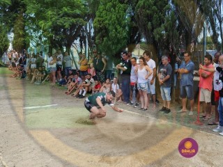 
<a style='margin-left: 5px;' class='btn btn-xs btn-social btn-facebook' href='https://www.facebook.com/sharer/sharer.php?u=https://www.boladovale.com.br/imgs/800-800-90/conteudo/fotos/1425/img3885.jpg' rel='popup' data-width='500' data-height='400'><i class='fa fa-facebook'></i>Compartilhar <span class='hidden-xs'>no Facebook</span>
</a> 
<a class='btn btn-default btn-xs' target='_blank' href='imgs/800-800-90/conteudo/fotos/1425/img3885.jpg'>
<span class='glyphicon glyphicon-cloud-download'></span> Salvar
</a> 
<span></span>