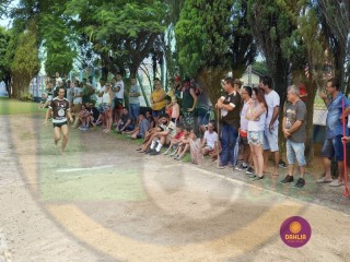 
<a style='margin-left: 5px;' class='btn btn-xs btn-social btn-facebook' href='https://www.facebook.com/sharer/sharer.php?u=https://www.boladovale.com.br/imgs/800-800-90/conteudo/fotos/1425/img3893.jpg' rel='popup' data-width='500' data-height='400'><i class='fa fa-facebook'></i>Compartilhar <span class='hidden-xs'>no Facebook</span>
</a> 
<a class='btn btn-default btn-xs' target='_blank' href='imgs/800-800-90/conteudo/fotos/1425/img3893.jpg'>
<span class='glyphicon glyphicon-cloud-download'></span> Salvar
</a> 
<span></span>